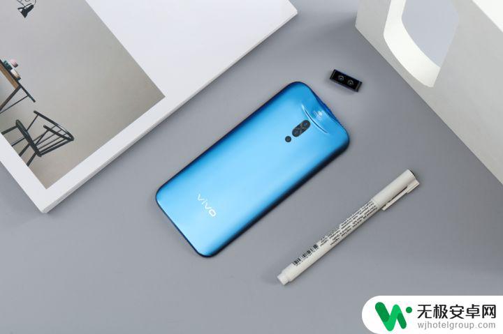 vivo什么手机摄像头从上面出来 vivo 可拆卸镜头手机的优缺点和评测