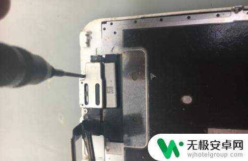 怎样拆苹果6s手机后盖 苹果iPhone 6s拆机步骤详解视频教程