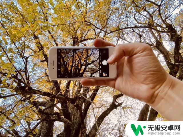 苹果手机排版图片 iPhone自带后期编辑教程