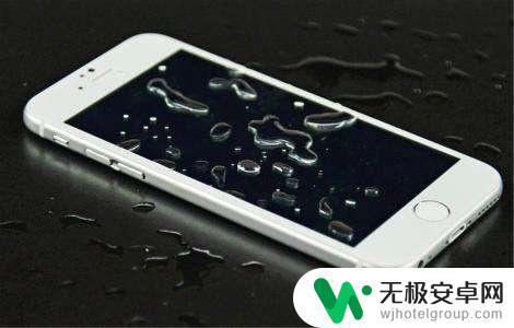 苹果手机进水了充不进去电怎么办 iPhone进水如何处理充电问题