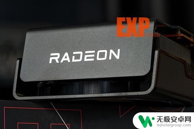 XFX RX 7600 黑狼版显卡：新一代主流游戏利器的外观经典