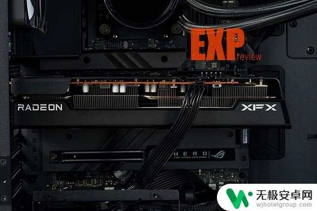 XFX RX 7600 黑狼版显卡：新一代主流游戏利器的外观经典