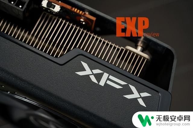 XFX RX 7600 黑狼版显卡：新一代主流游戏利器的外观经典