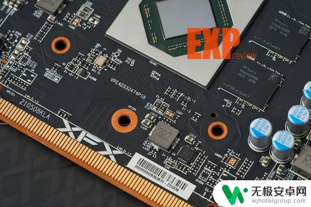 XFX RX 7600 黑狼版显卡：新一代主流游戏利器的外观经典