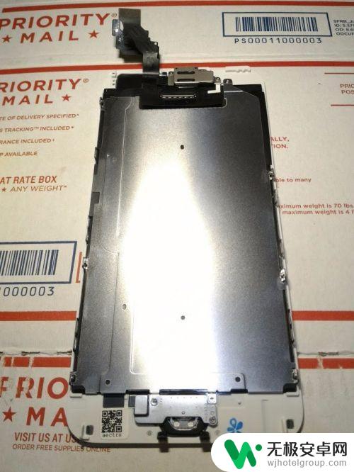 iphone6plus换外屏玻璃教程 iPhone 6 Plus 更换屏幕步骤
