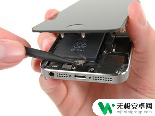 苹果手机se如何拆电池 iPhone SE电池更换注意事项