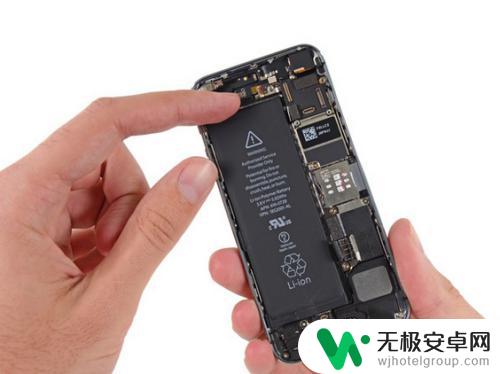 苹果手机se如何拆电池 iPhone SE电池更换注意事项