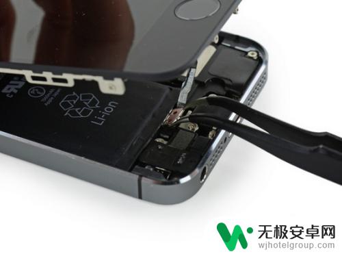 苹果手机se如何拆电池 iPhone SE电池更换注意事项