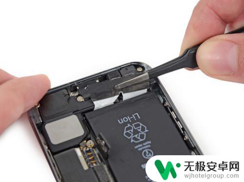 苹果手机se如何拆电池 iPhone SE电池更换注意事项