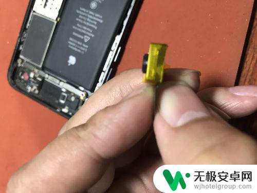 苹果手机后置摄像头抖动怎么解决 iPhone 7后置摄像头抖动修复方法