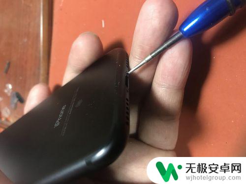 苹果手机后置摄像头抖动怎么解决 iPhone 7后置摄像头抖动修复方法