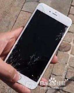 手机屏幕摔坏了出现黑块怎么弄出 手机摔黑屏怎么修复