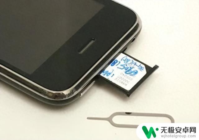 美版被破解！最便宜的 iPhone 15 来了