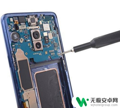 三星s9手机后盖怎么拆 三星Galaxy S9拆机教程详解