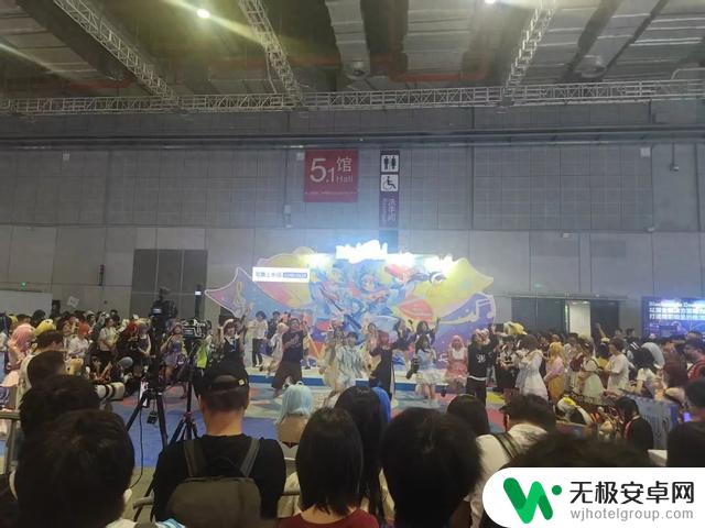 破天荒!上海掀起200家公司二次元热潮:挺身而出,高昂头颅!