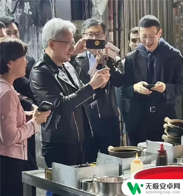 4万亿美元CEO使用什么手机?黄仁勋曝光:安卓系统纯正、界面简洁清爽
