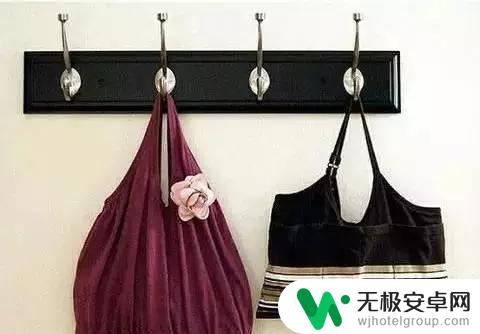 旧毛衣如何做手机包 用旧衣服做的成品展示