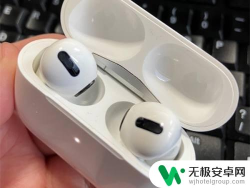 苹果耳机1代怎么重启手机 苹果耳机断开连接如何重启