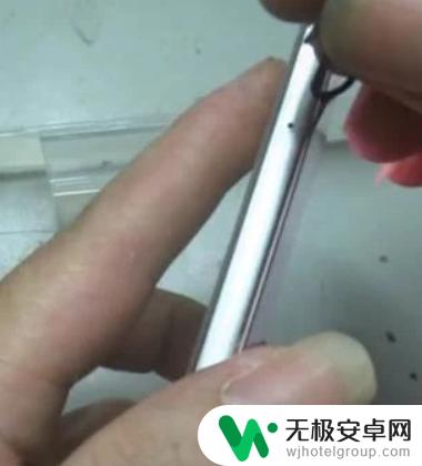 华为手机如何拆盖 华为手机后盖板拆卸教程