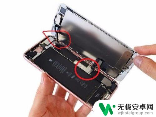 苹果手机电板怎么开 iphone7plus拆机换电池（电板）实用指南