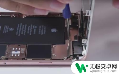 iphone6s电池怎么拆 iPhone6（6s）电池更换教程手把手操作