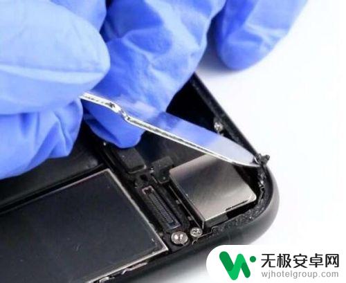 苹果x手机听筒怎么装 iPhone手机听筒维修教程