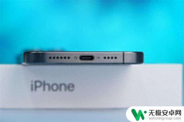 史上最强手机SoC! iPhone 15 Pro全面评测：A17 Pro成也萧何败也萧何