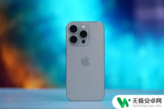 史上最强手机SoC! iPhone 15 Pro全面评测：A17 Pro成也萧何败也萧何