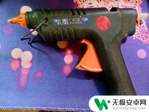 手机怎么断了耳机孔 耳机插头断了怎么取出来