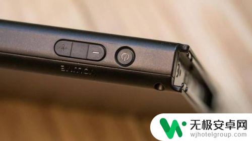 手机蓝牙手柄怎么拆 switch手柄拆卸注意事项