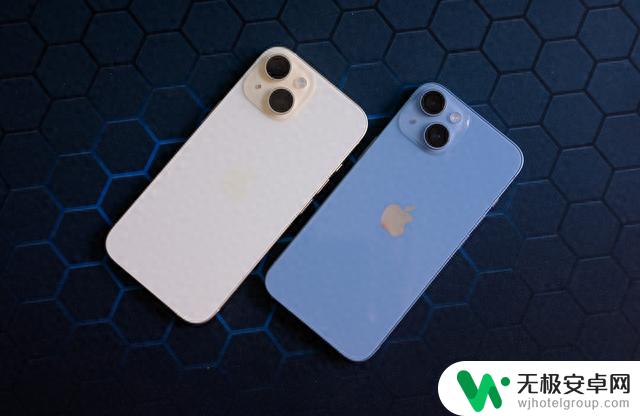 iPhone 15体验相比iPhone 14如何？优点确实有几个，但信号没提升