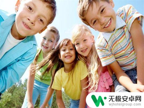 小孩子爱玩手机游戏怎么办? 小孩子沉迷手机怎么办